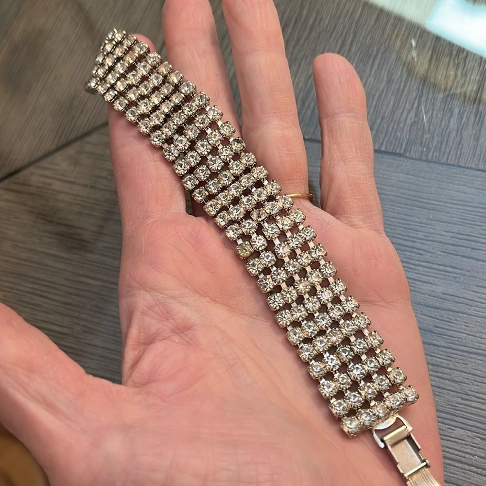 Vintage Wide Rhinestone Bracelet - Picture 15 of 16